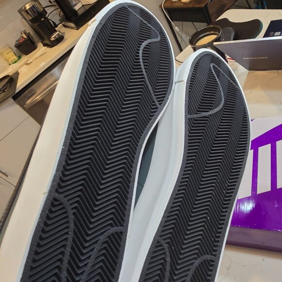 New Nike SB Blazer Low Pro GT Shoes - Vintage Green (DV1226-300) MENS SIZE 10 - Picture 8 of 9